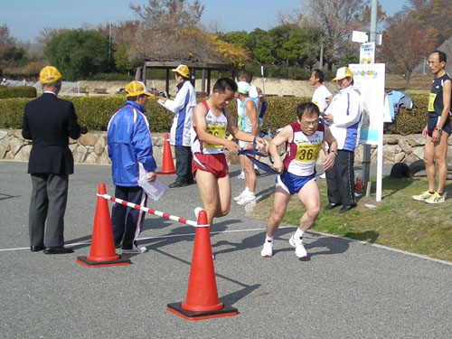 １区森さんから２区吉永さんへ